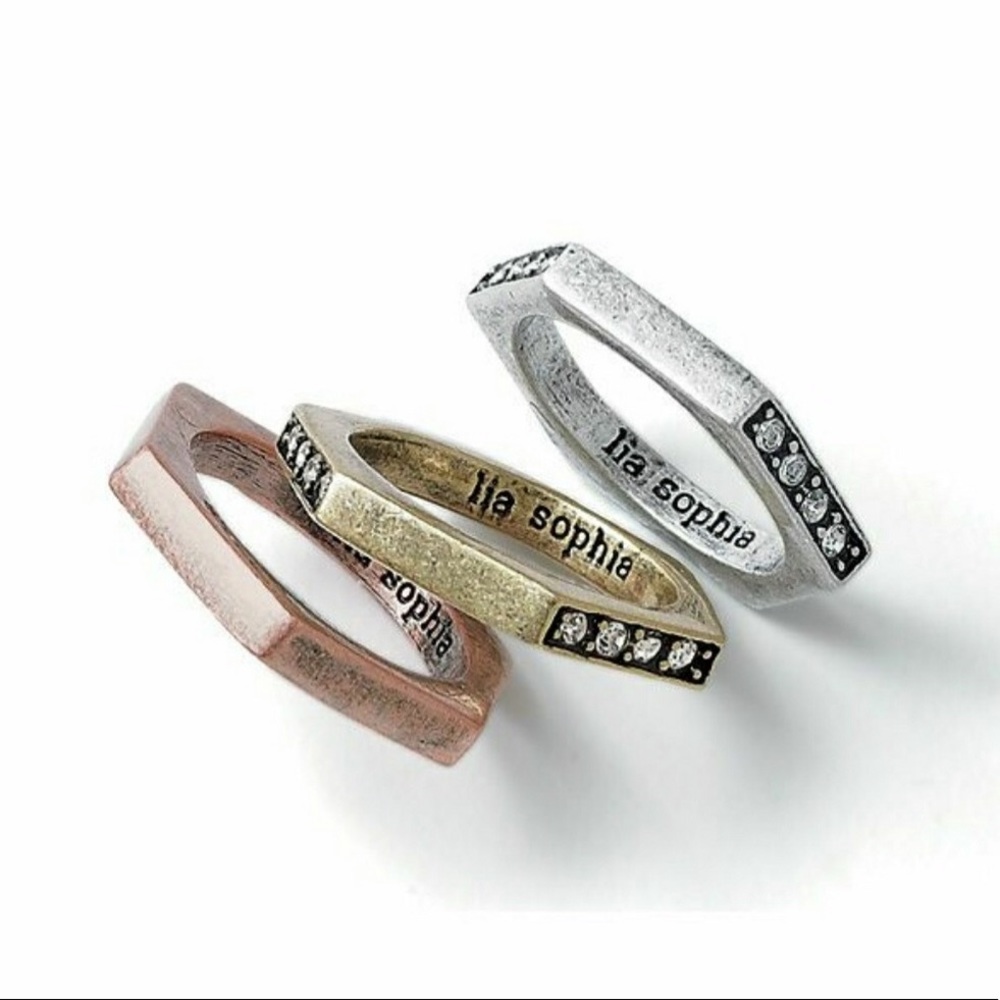 Lia Sophia Sz 10 TriRing Stackable Ring Set